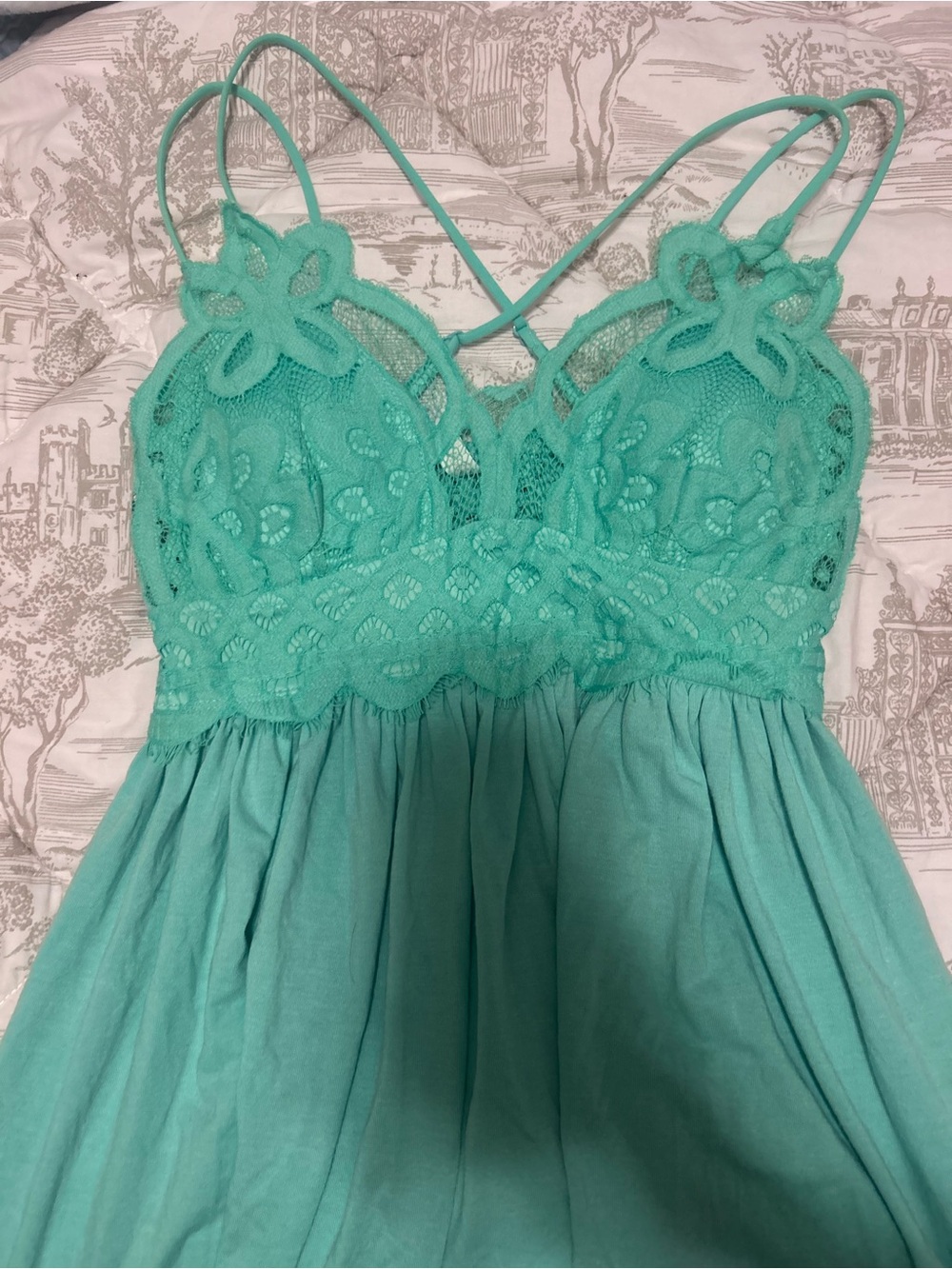 5 for $25 Women's Lace Detail Top- Mint